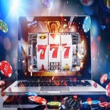 Màn hình game slot online tại cwim với giao diện đẹp mắt và nhiều tựa game hấp dẫn